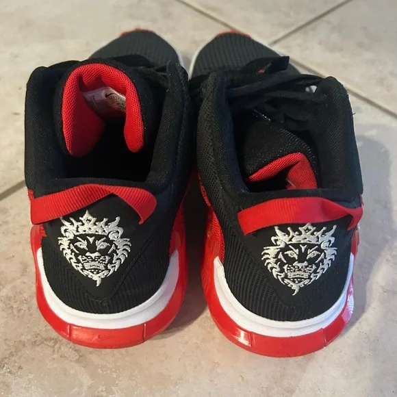 Mens Nike LeBron Witness 7 Basketball Shoes - Picture 3 of 5